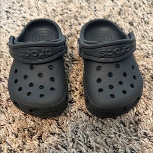 Toddler Black CROCS Size 5c